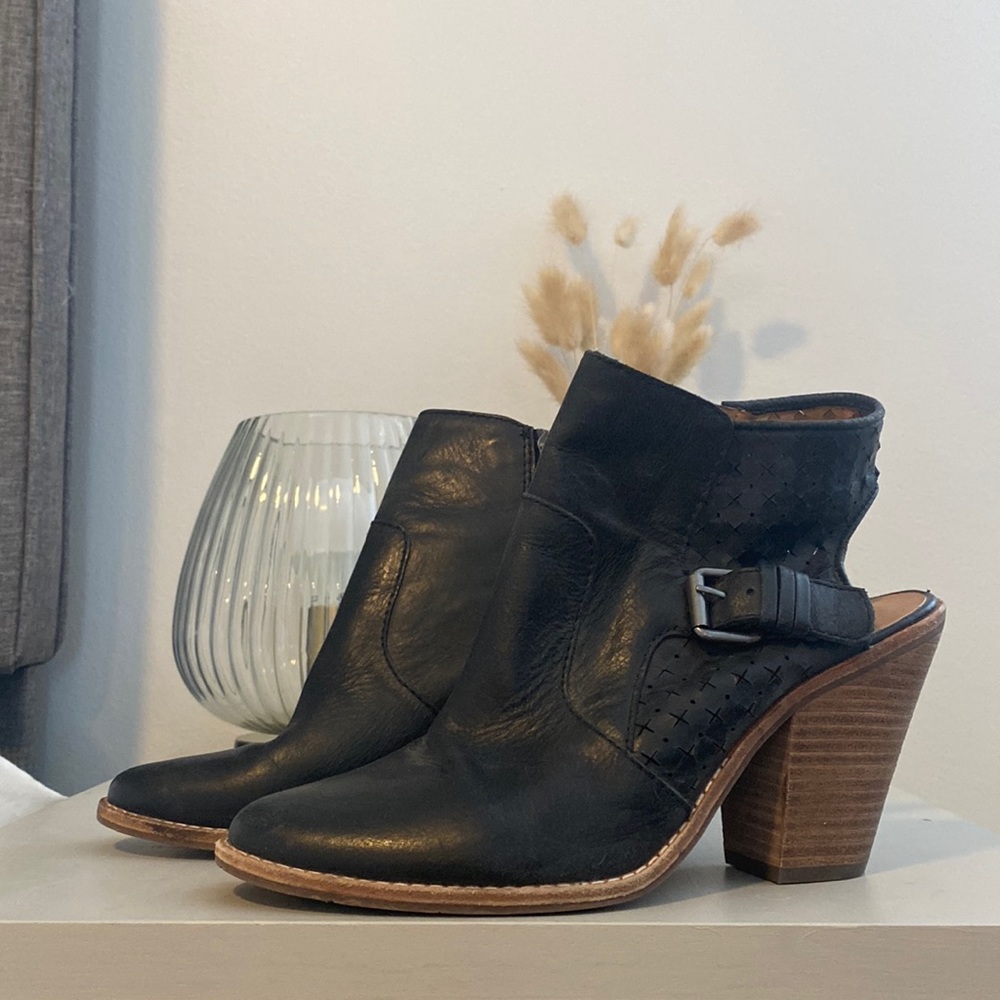 Dolce Vita heeled boots with cutout